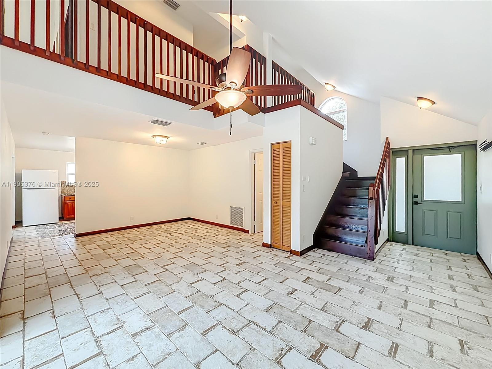 COUNTRYSIDE WEST - Residential Lease