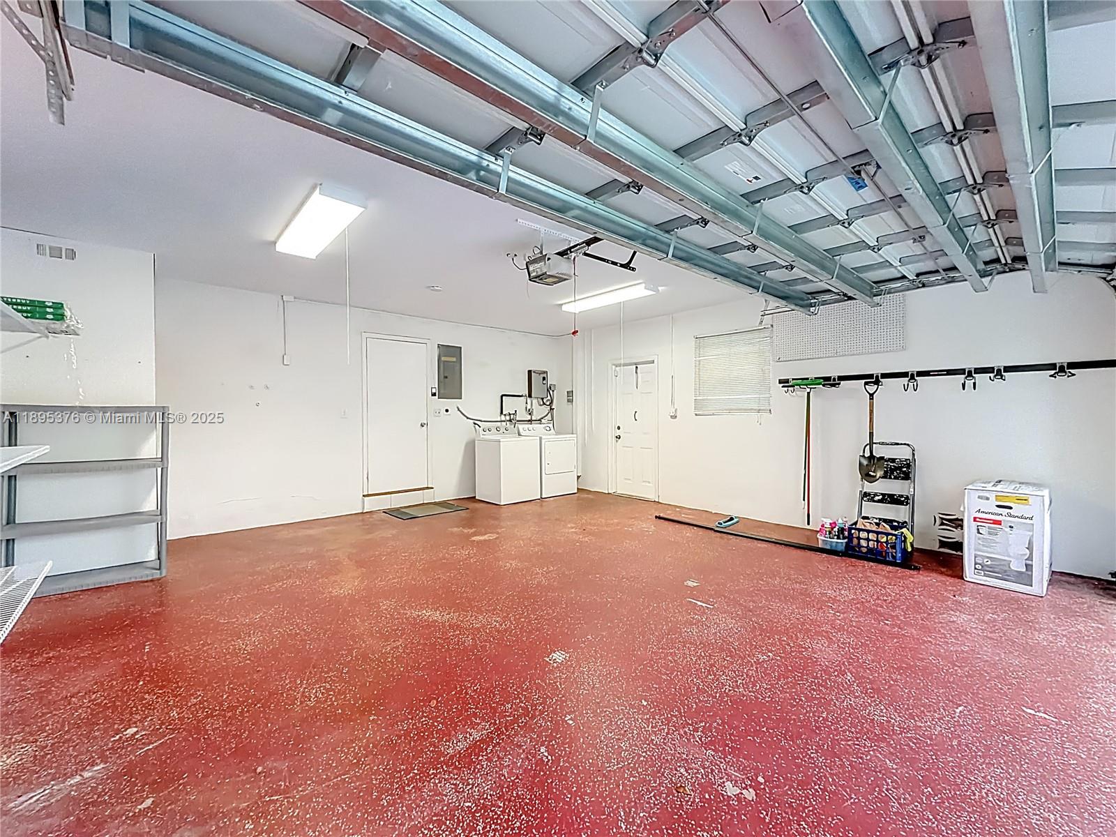 COUNTRYSIDE WEST - Residential Lease