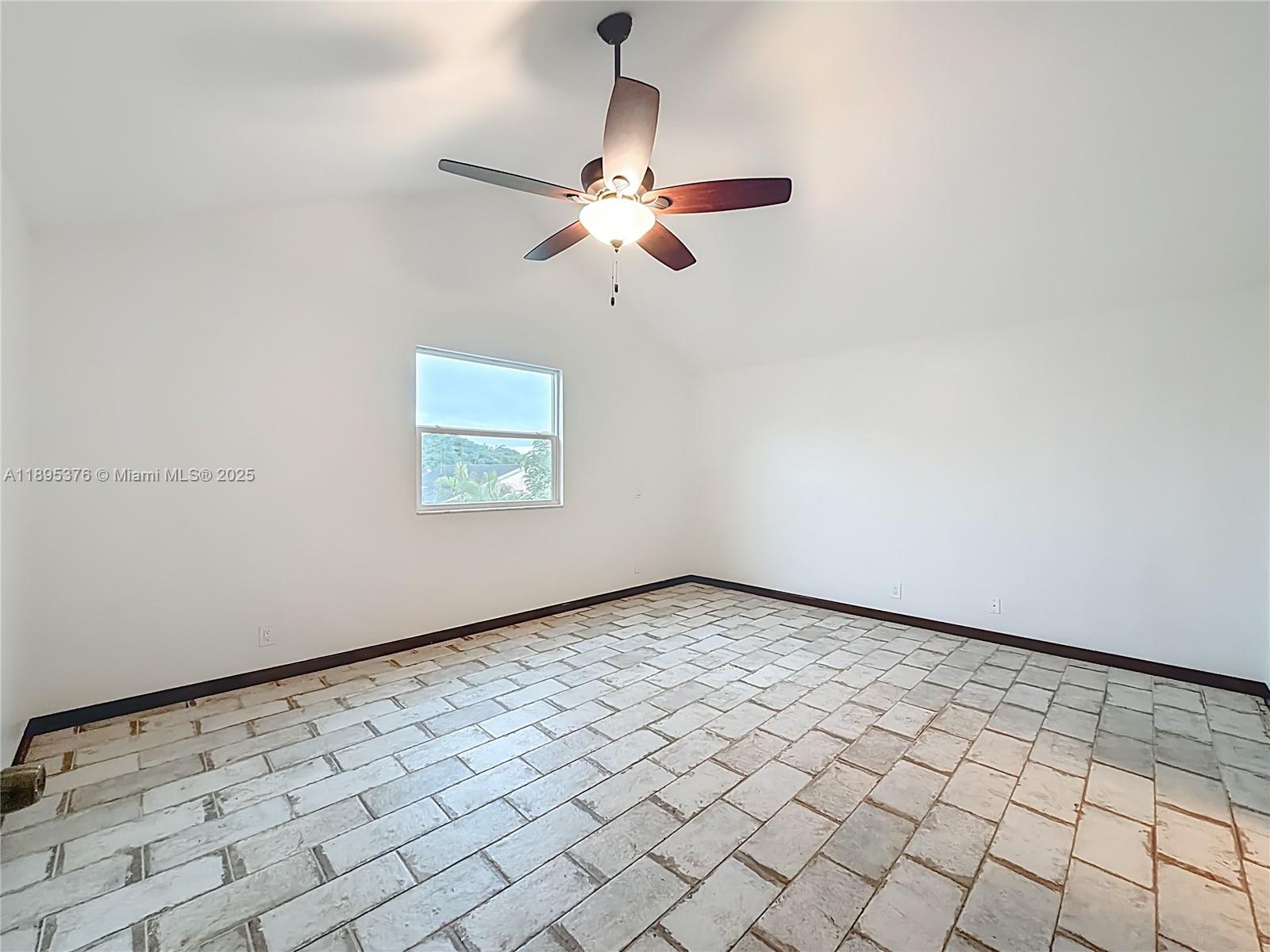 COUNTRYSIDE WEST - Residential Lease