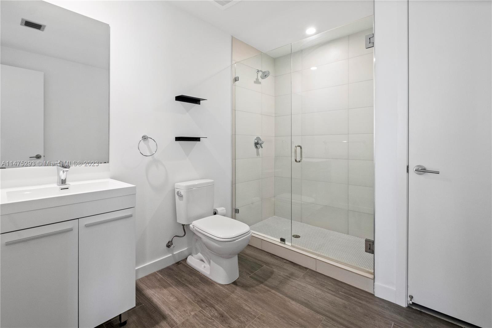 BISCAYNE BEACH CONDO - Residential