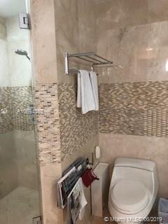 TRUMP ROYALE CONDO - Residential