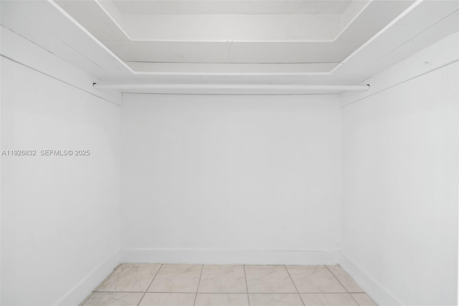 ROYAL PALM ACRES SEC 6 - Residential Lease