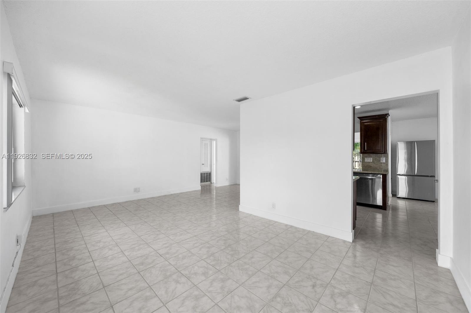 ROYAL PALM ACRES SEC 6 - Residential Lease