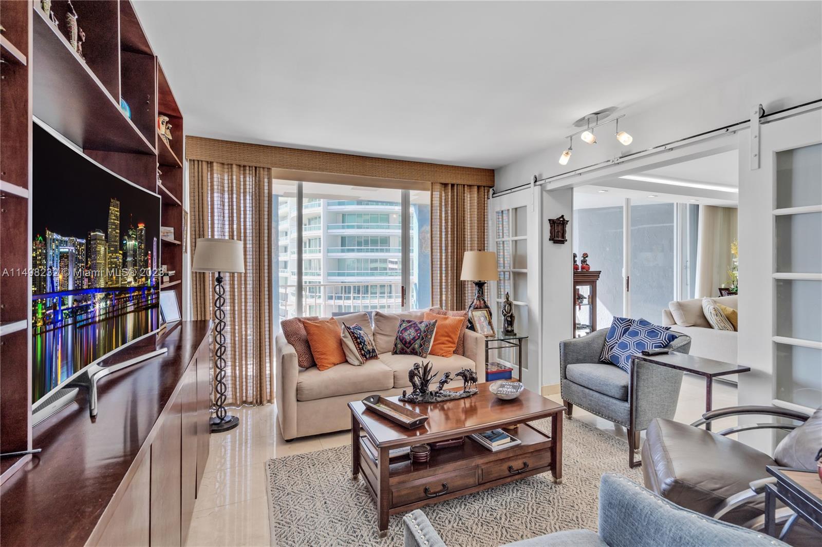 IMPERIAL AT BRICKELL COND - Residential
