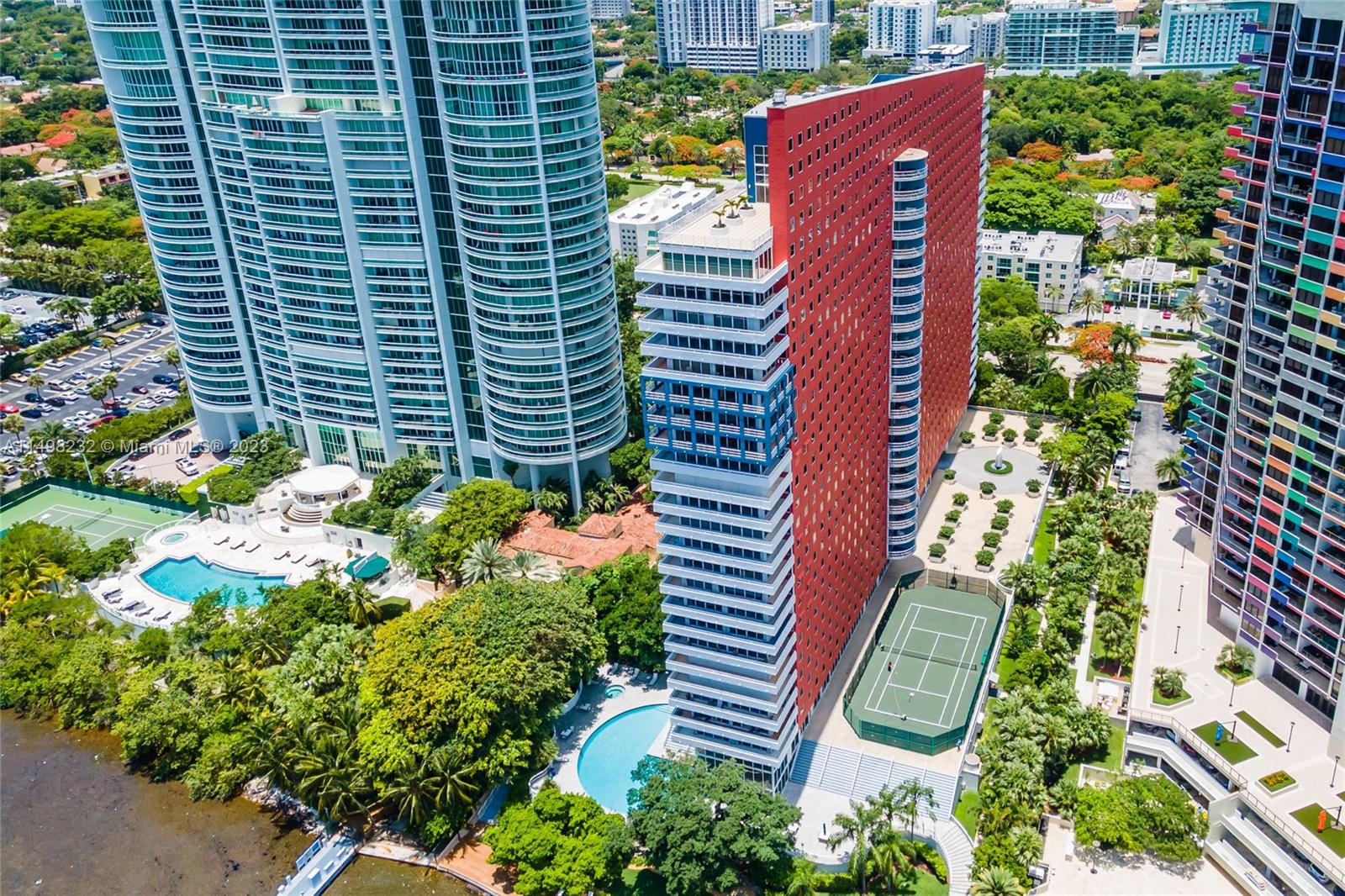 IMPERIAL AT BRICKELL COND - Residential