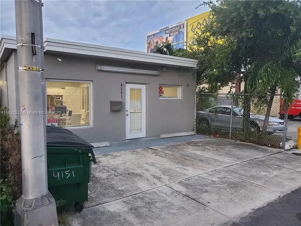Stand alone office in great area on main road(Hallandale Beach Blvd)! Plenty of street visibility. Has 5-7 parking spots. 750 sq ft. Has impact windows. Roof only 8 years old. Has a remodeled bathroom as well. Seller may consider owner financing.