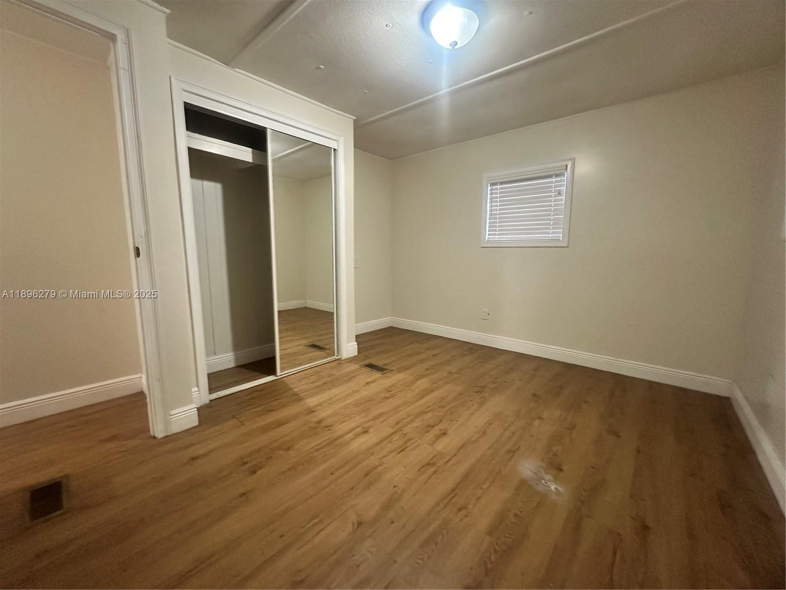 GARDEN LAKE - Residential Lease