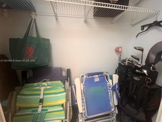 OCEAN VILLAS I CONDOMINIU - Residential