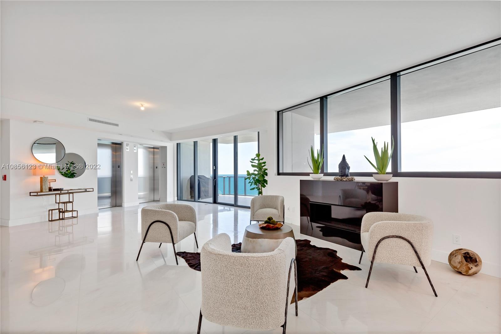 Porsche Tower - Residential