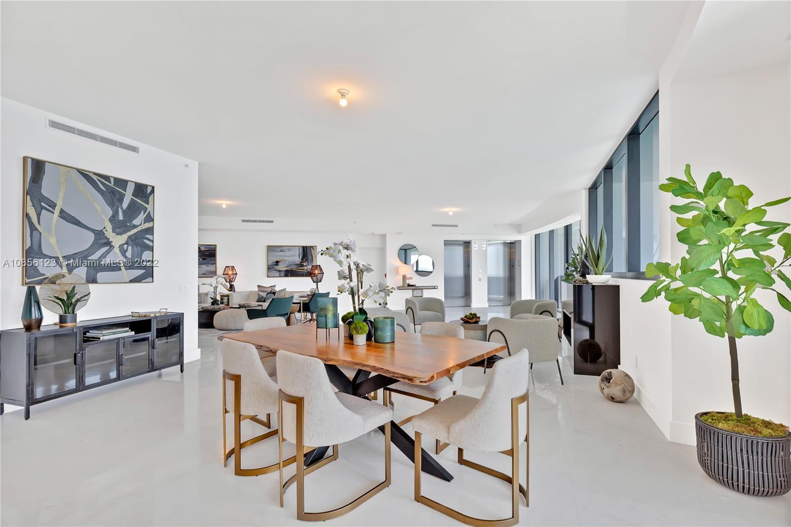 Porsche Tower - Residential