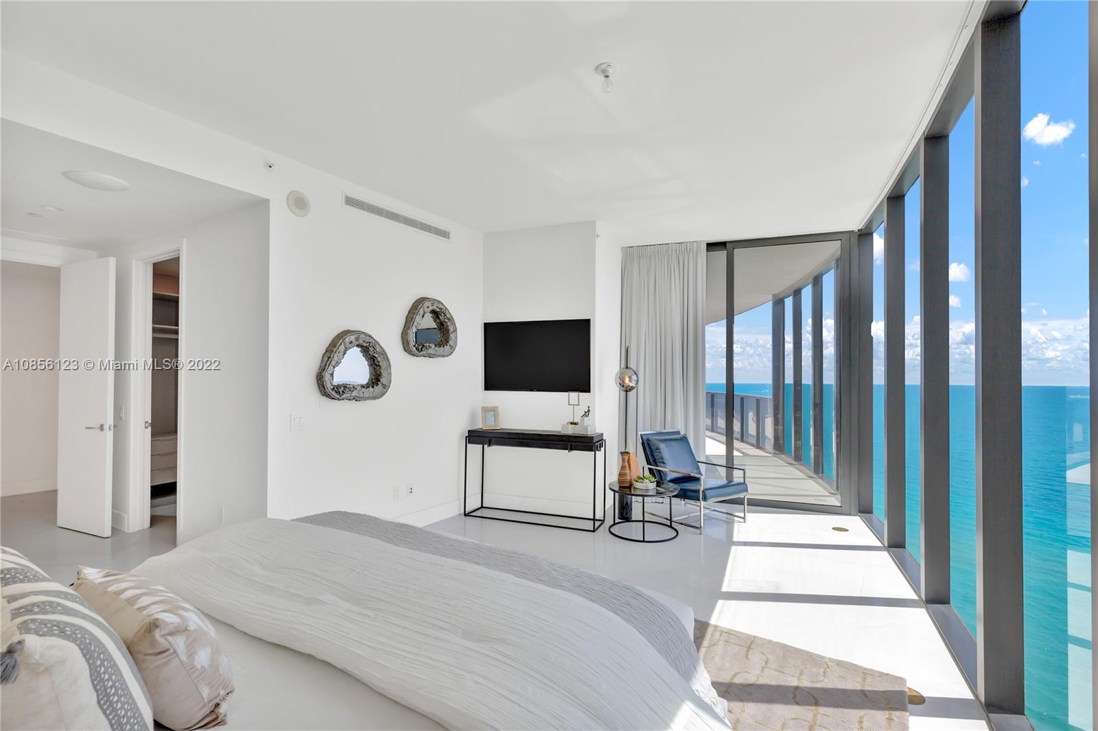 Porsche Tower - Residential