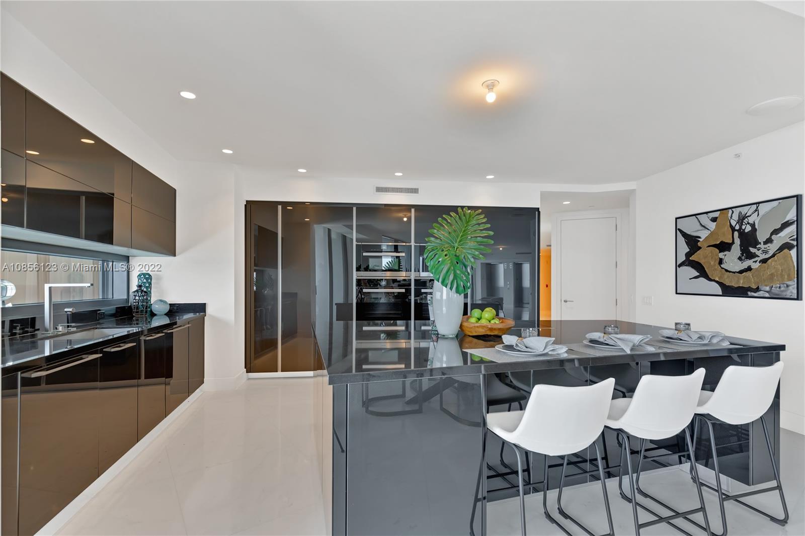 Porsche Tower - Residential