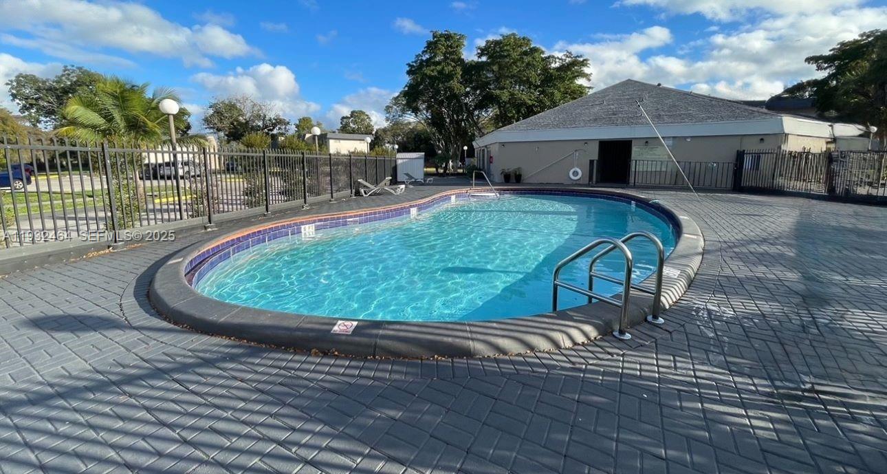 VERSAILLES GARDENS CONDO - Residential Lease