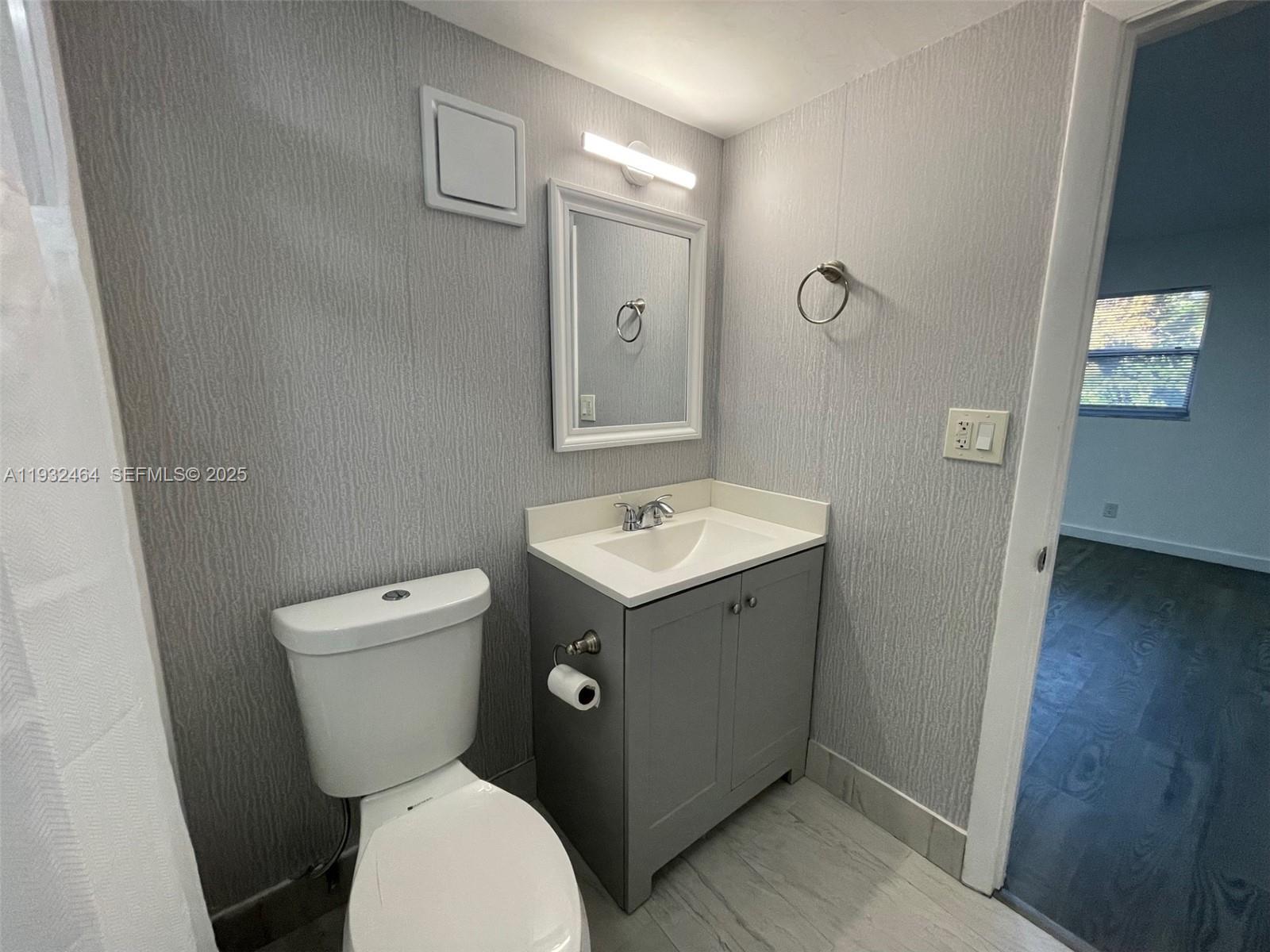 VERSAILLES GARDENS CONDO - Residential Lease