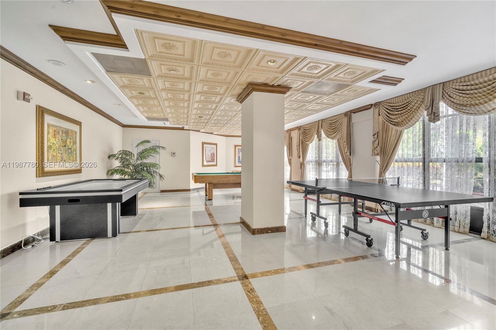 TOWER AT BISCAYNE COVE CO - Residential Lease