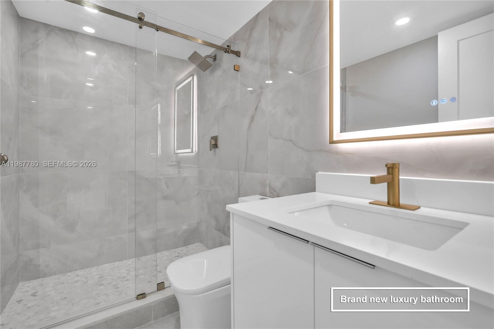 TOWER AT BISCAYNE COVE CO - Residential Lease