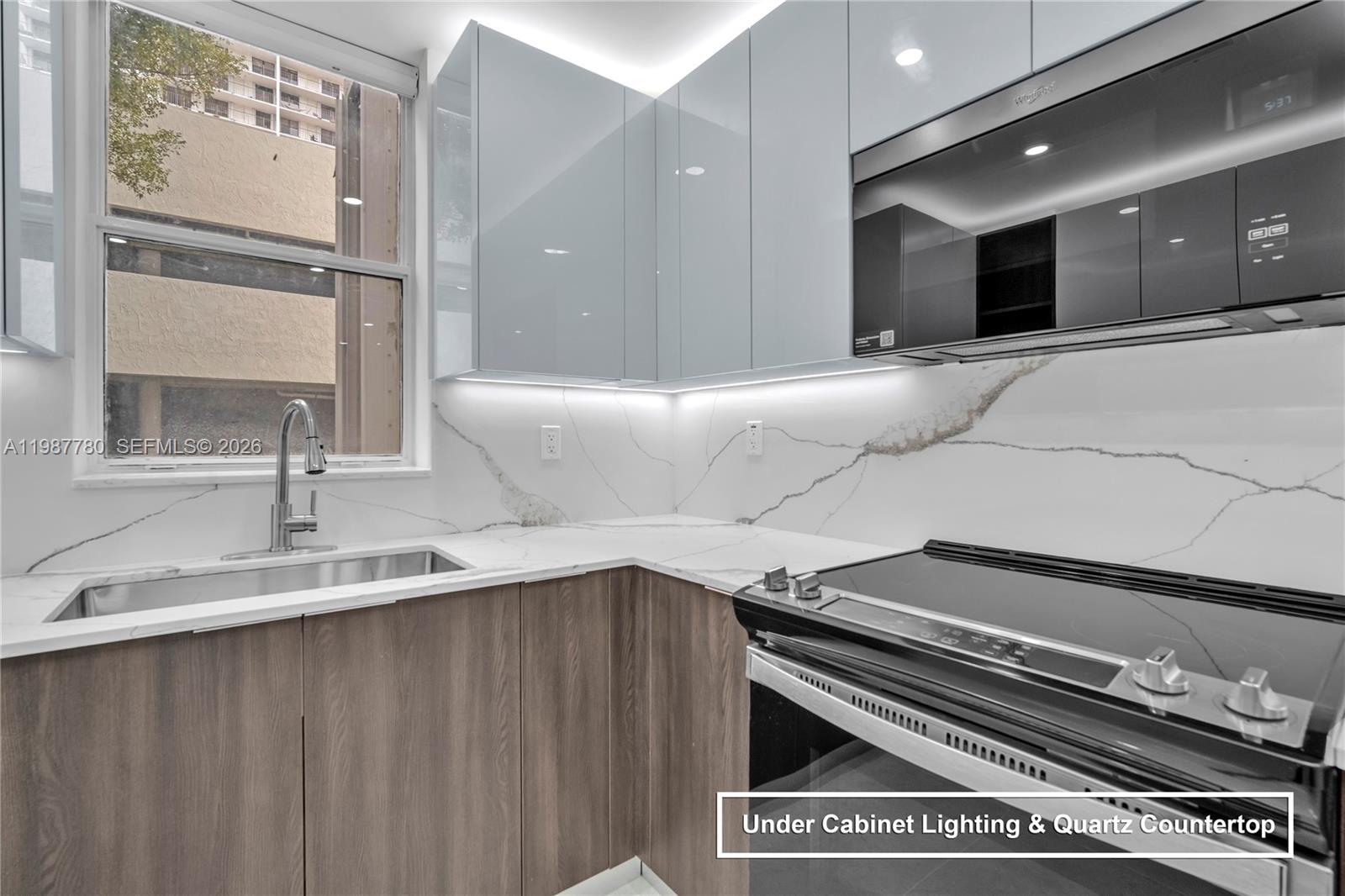 TOWER AT BISCAYNE COVE CO - Residential Lease