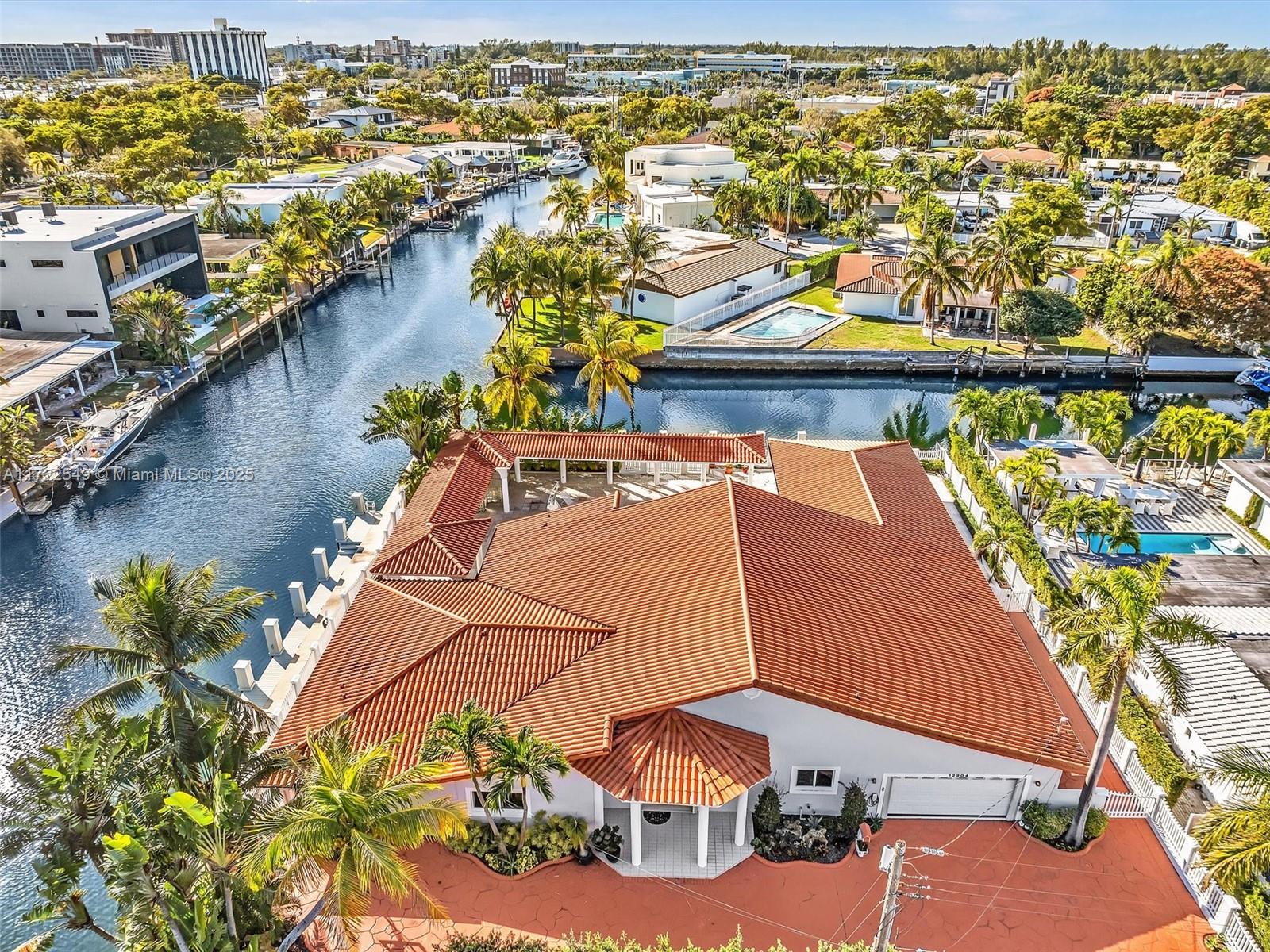 VENETIAN SEC KEYSTONE POI - Residential