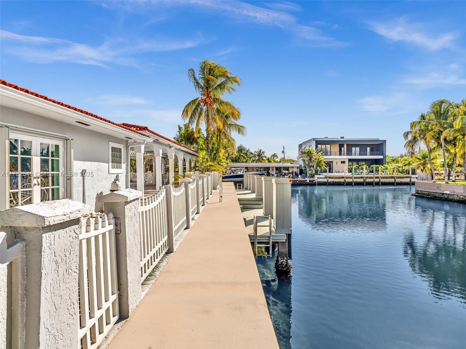 VENETIAN SEC KEYSTONE POI - Residential