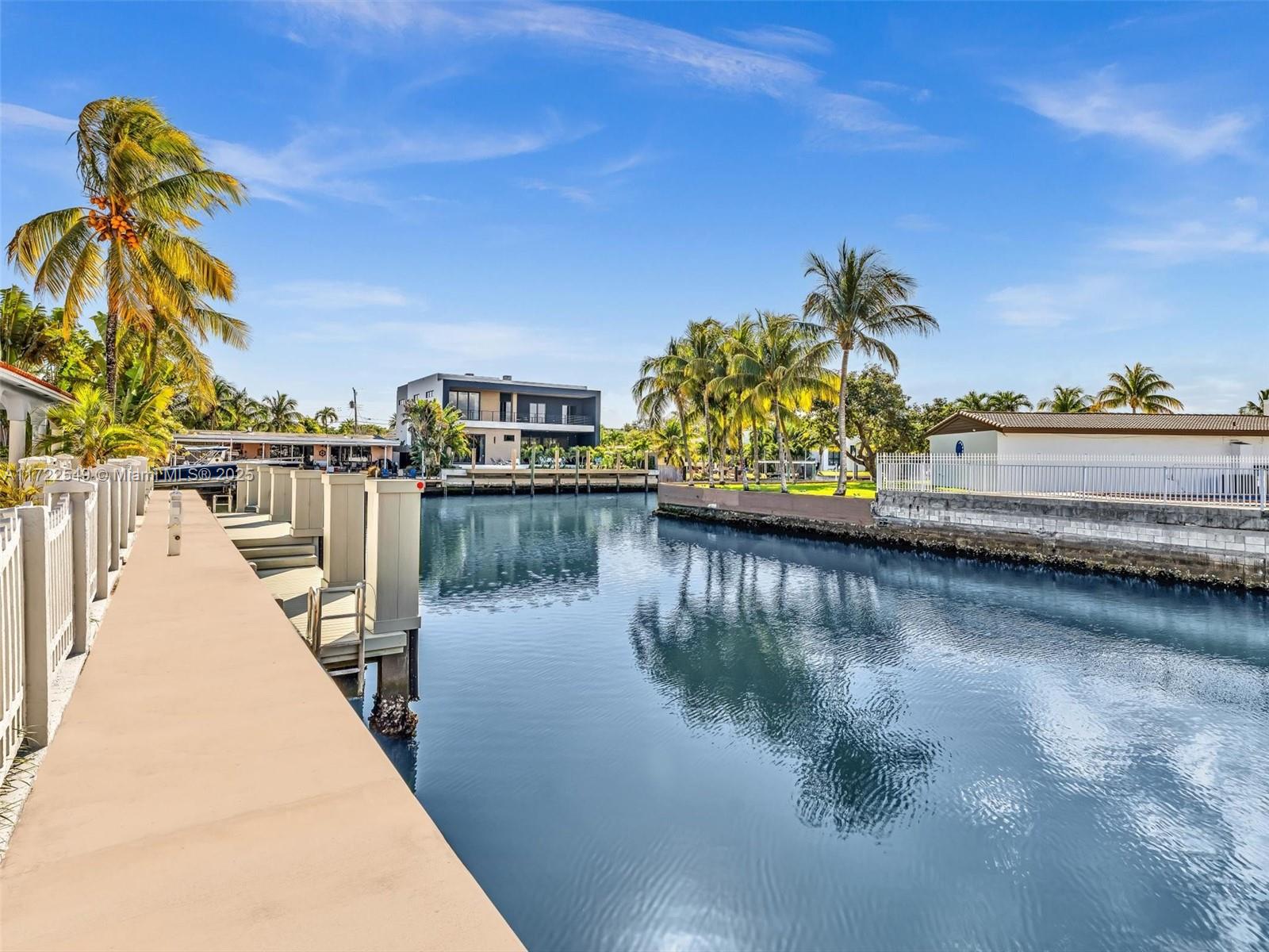 VENETIAN SEC KEYSTONE POI - Residential