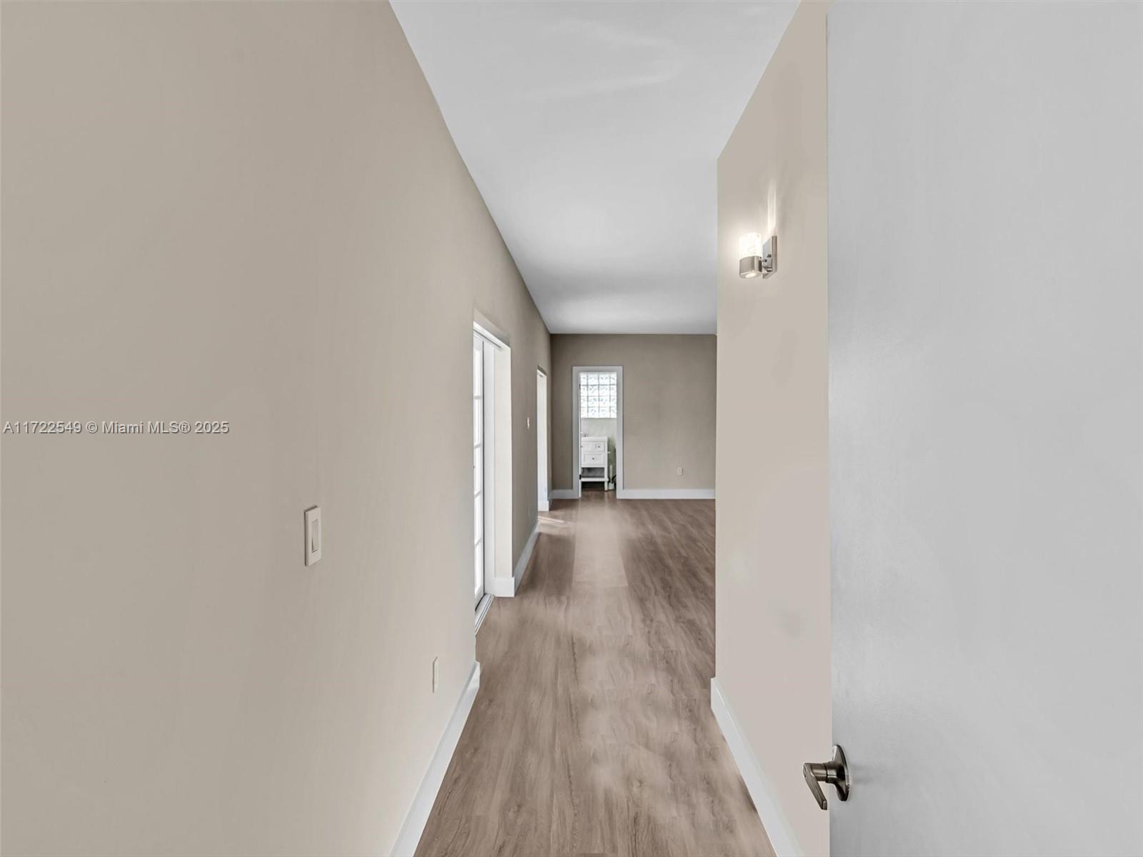 VENETIAN SEC KEYSTONE POI - Residential