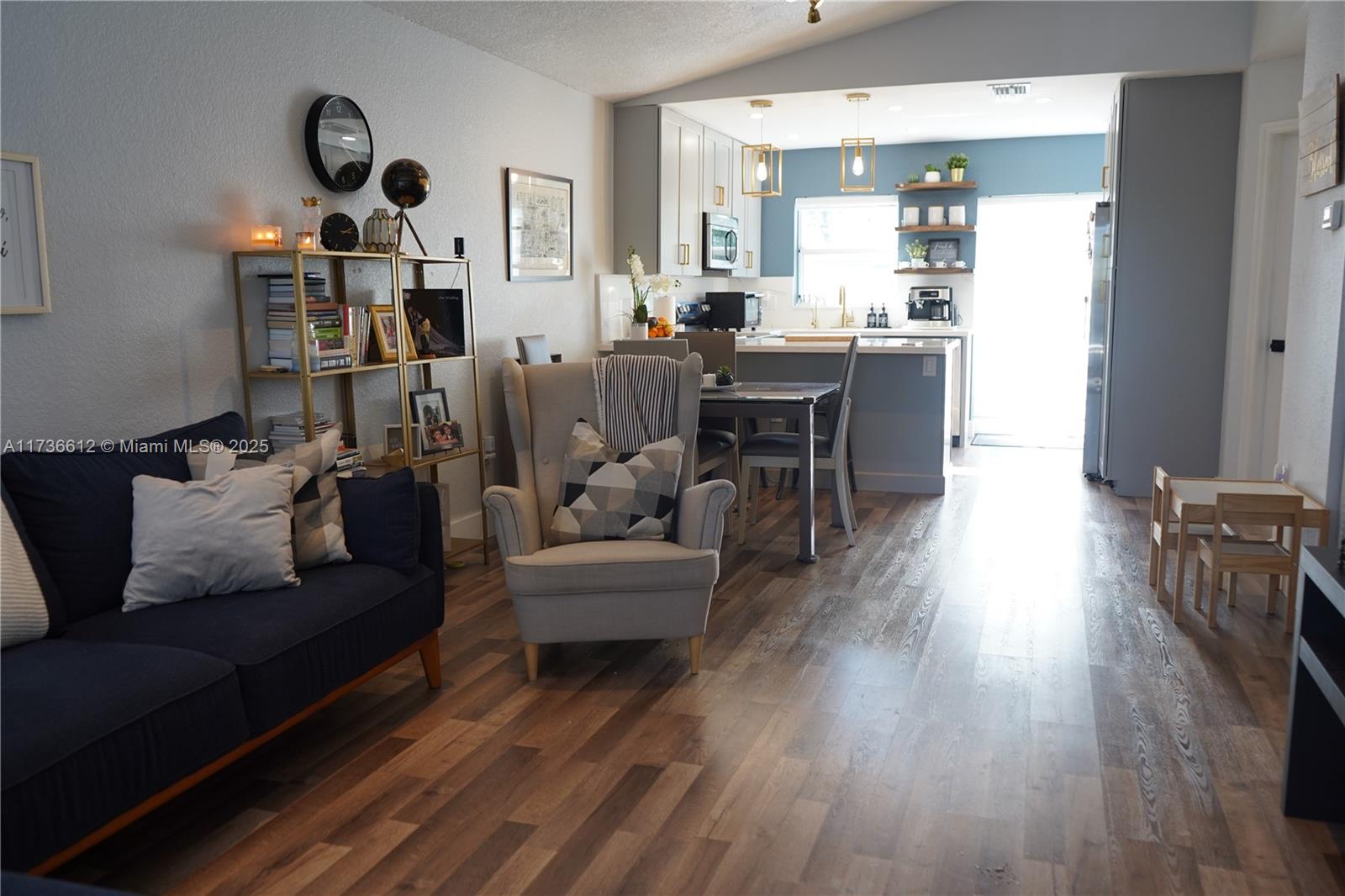 LAKES BY THE BAY SEC 12 - Residential