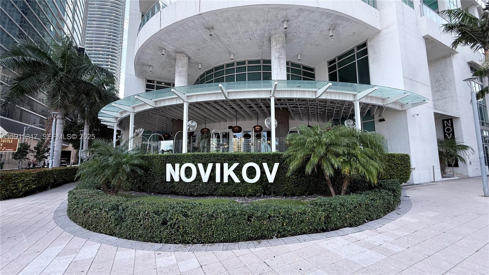 MET 1 CONDO - Residential