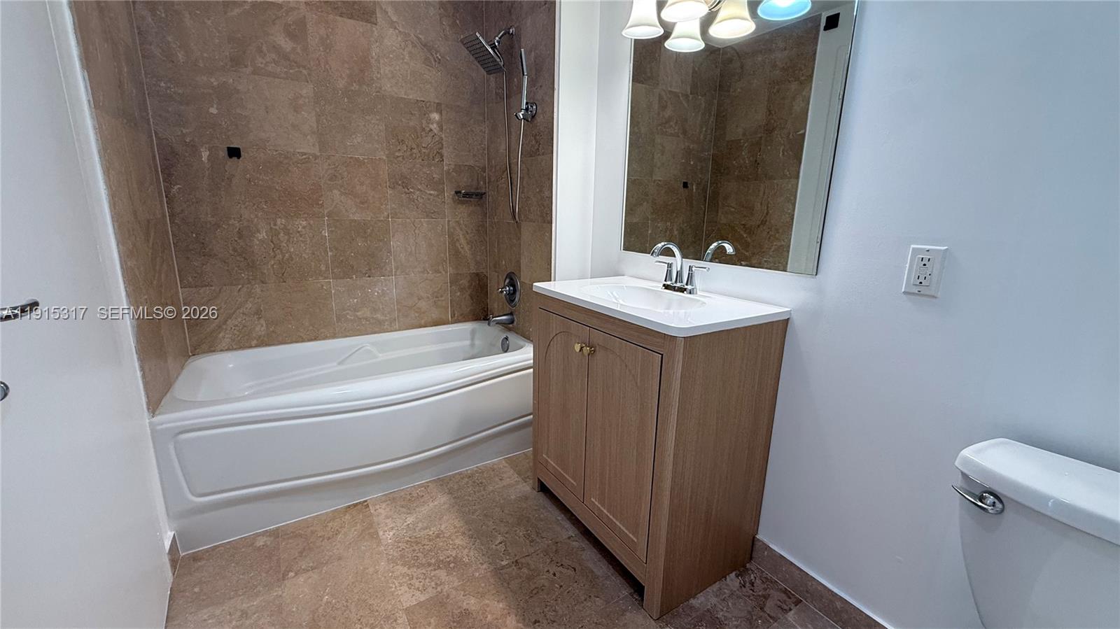 MET 1 CONDO - Residential