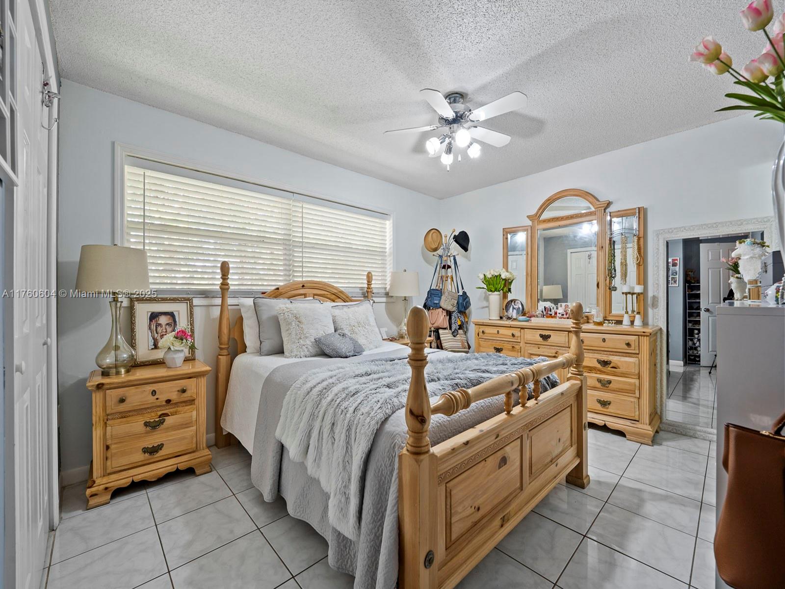 LAKESIDE XI CONDO PH III - Residential