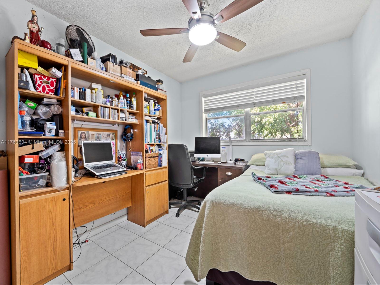 LAKESIDE XI CONDO PH III - Residential