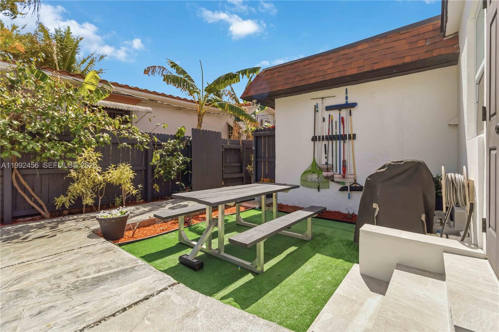 ARCH CREEKS ESTATES - Residential