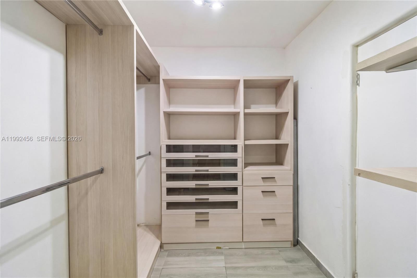 ARCH CREEKS ESTATES - Residential