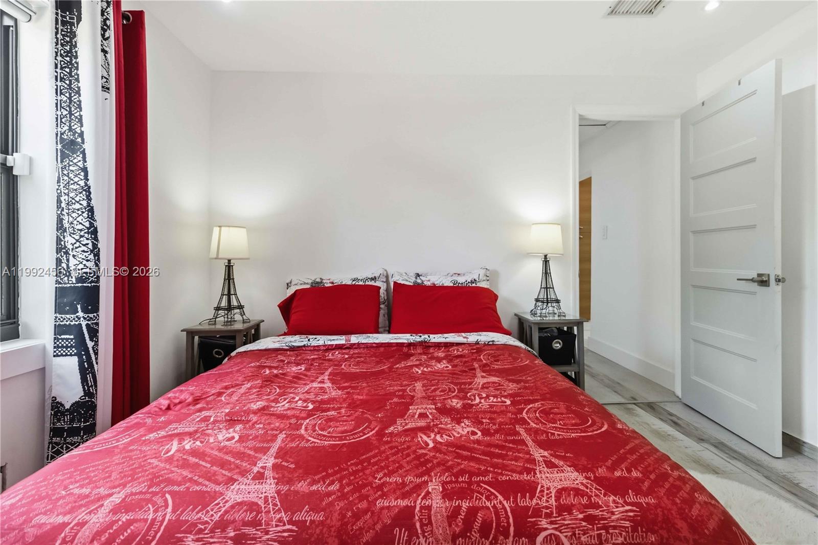 ARCH CREEKS ESTATES - Residential