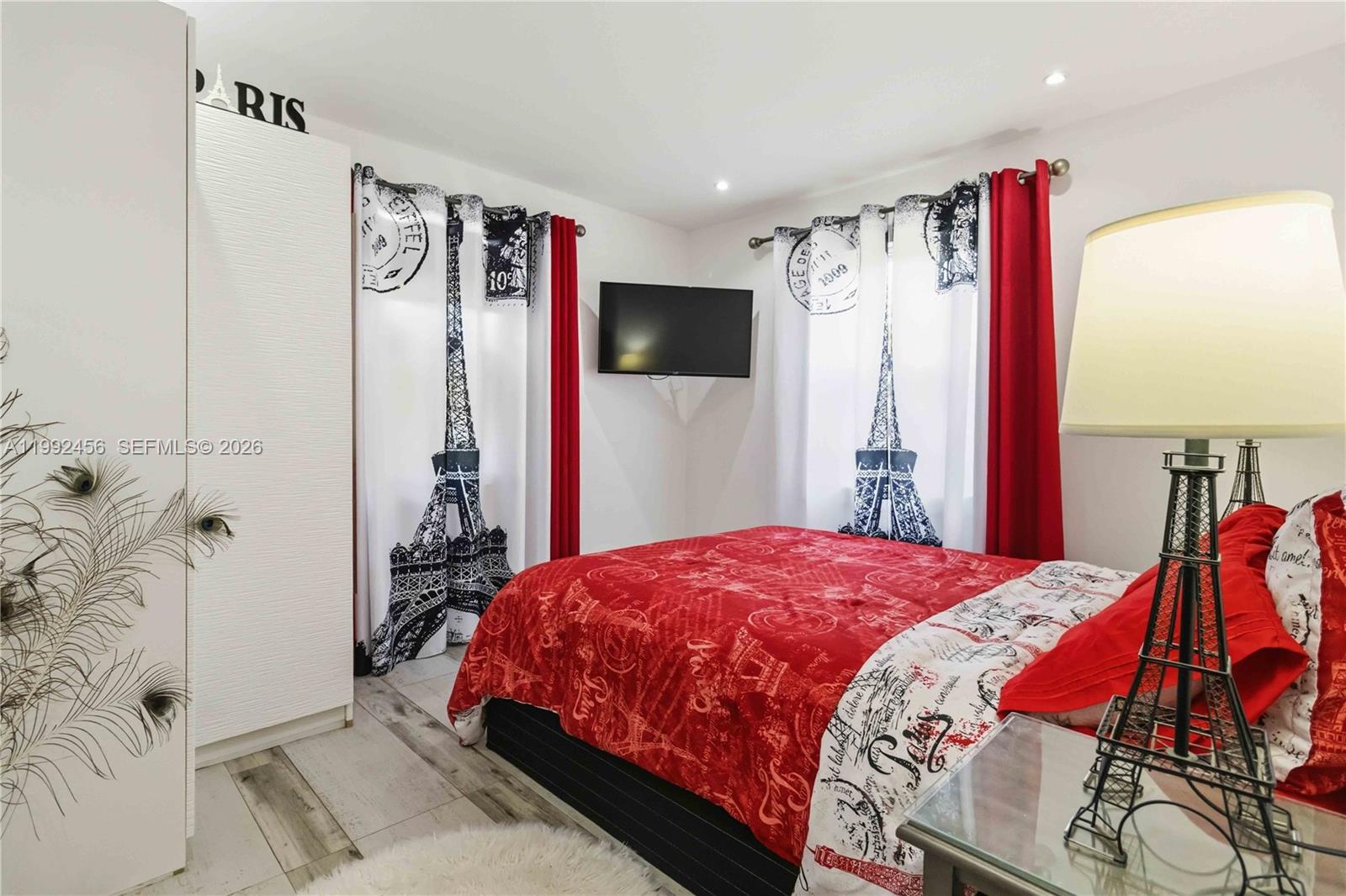 ARCH CREEKS ESTATES - Residential