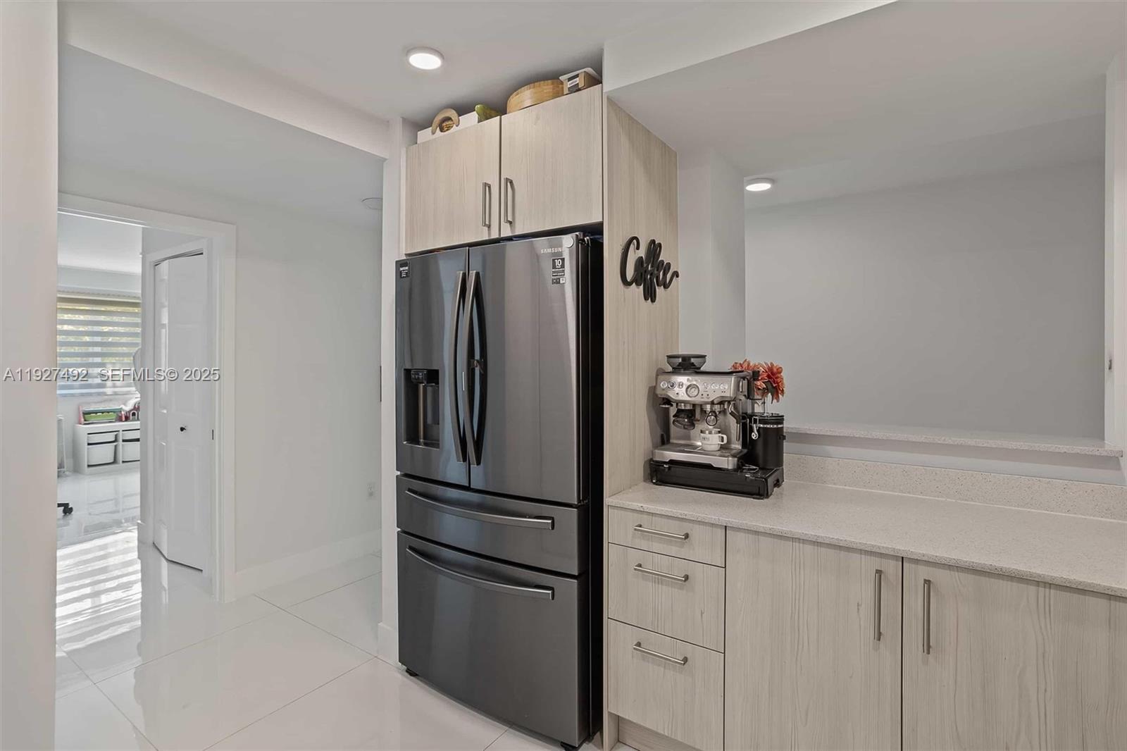 ISLANDS AT DORAL 1ST ADDI - Residential