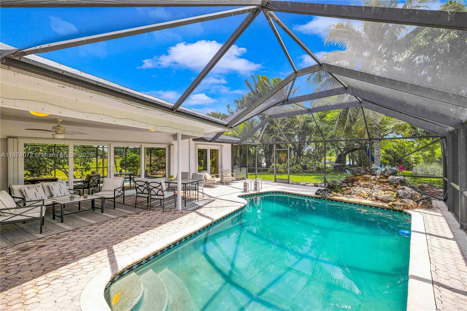 WOODLANDS SEC TWO-PHASE O - Residential Lease