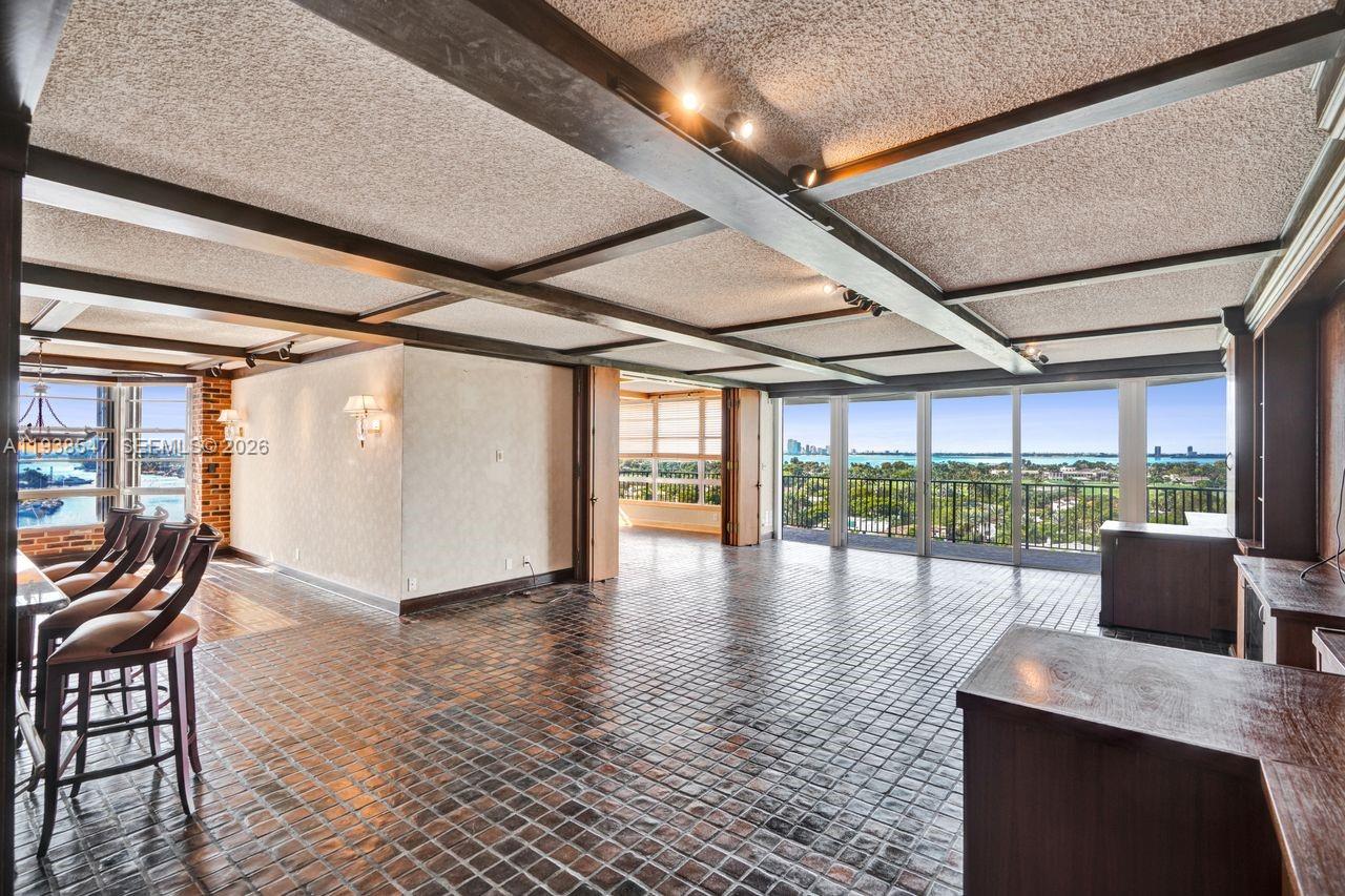 FIFTY SIX-SIXTY COLLINS A - Residential