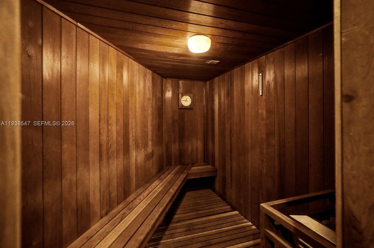 FIFTY SIX-SIXTY COLLINS A - Residential