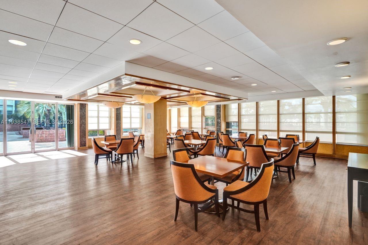 FIFTY SIX-SIXTY COLLINS A - Residential