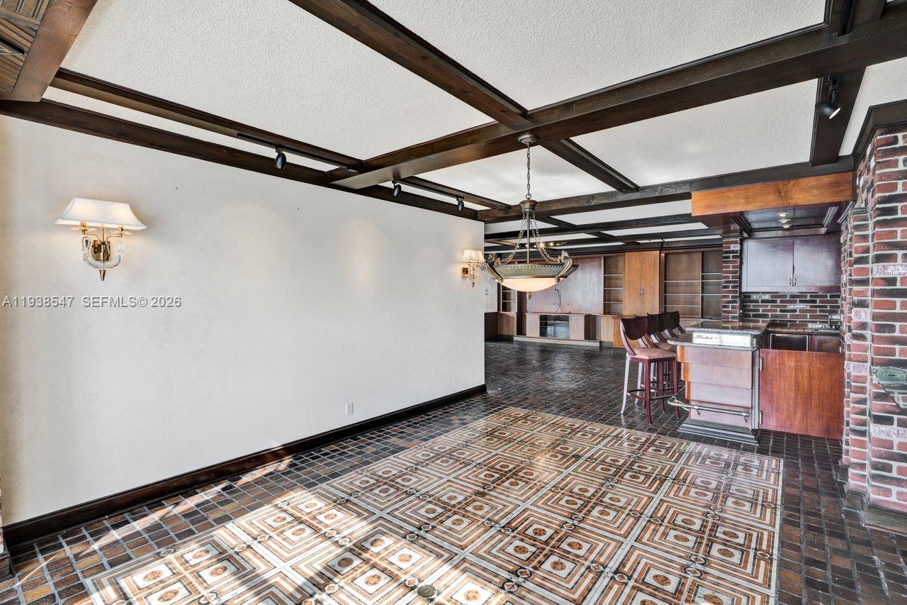 FIFTY SIX-SIXTY COLLINS A - Residential