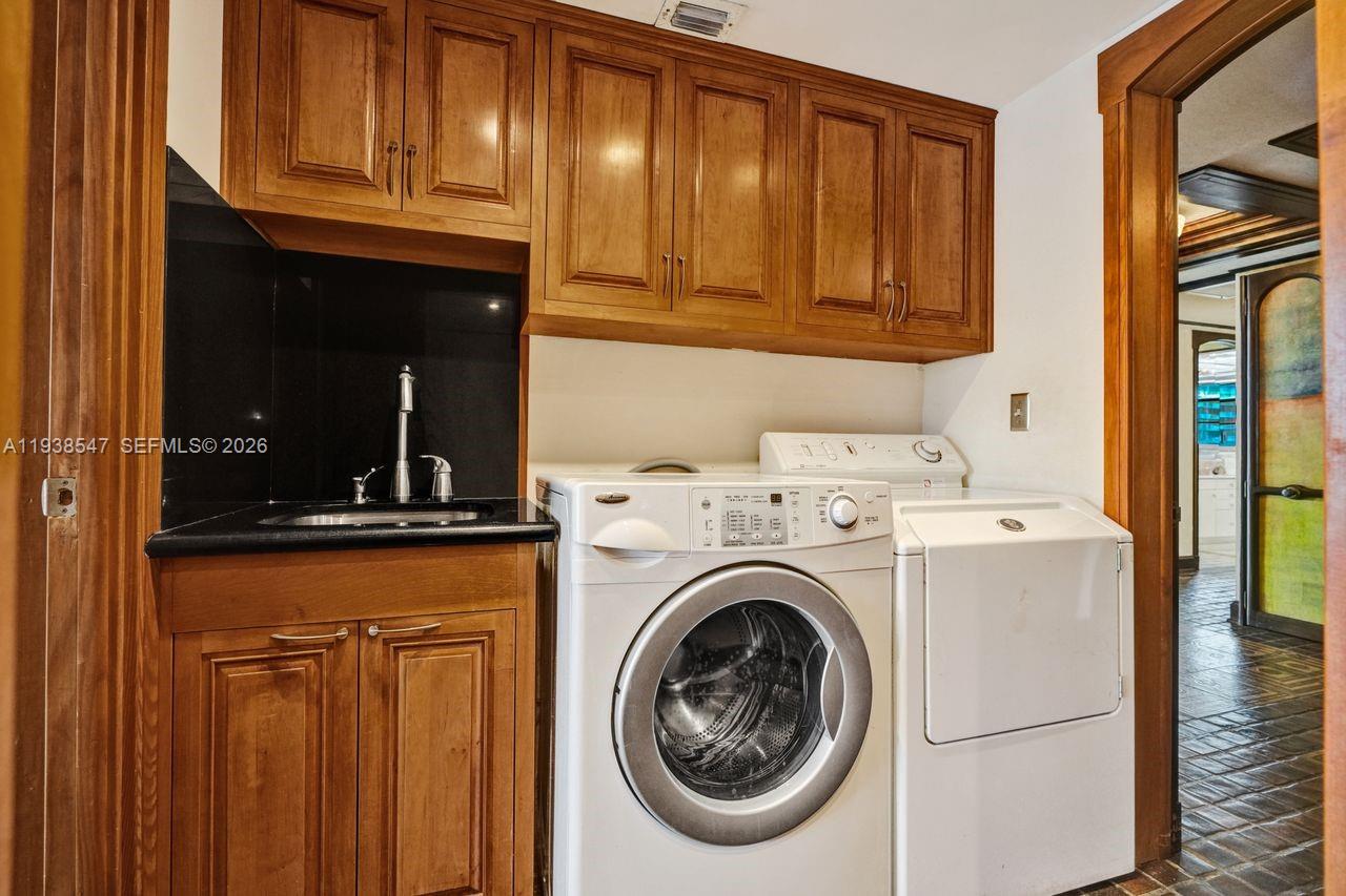 FIFTY SIX-SIXTY COLLINS A - Residential