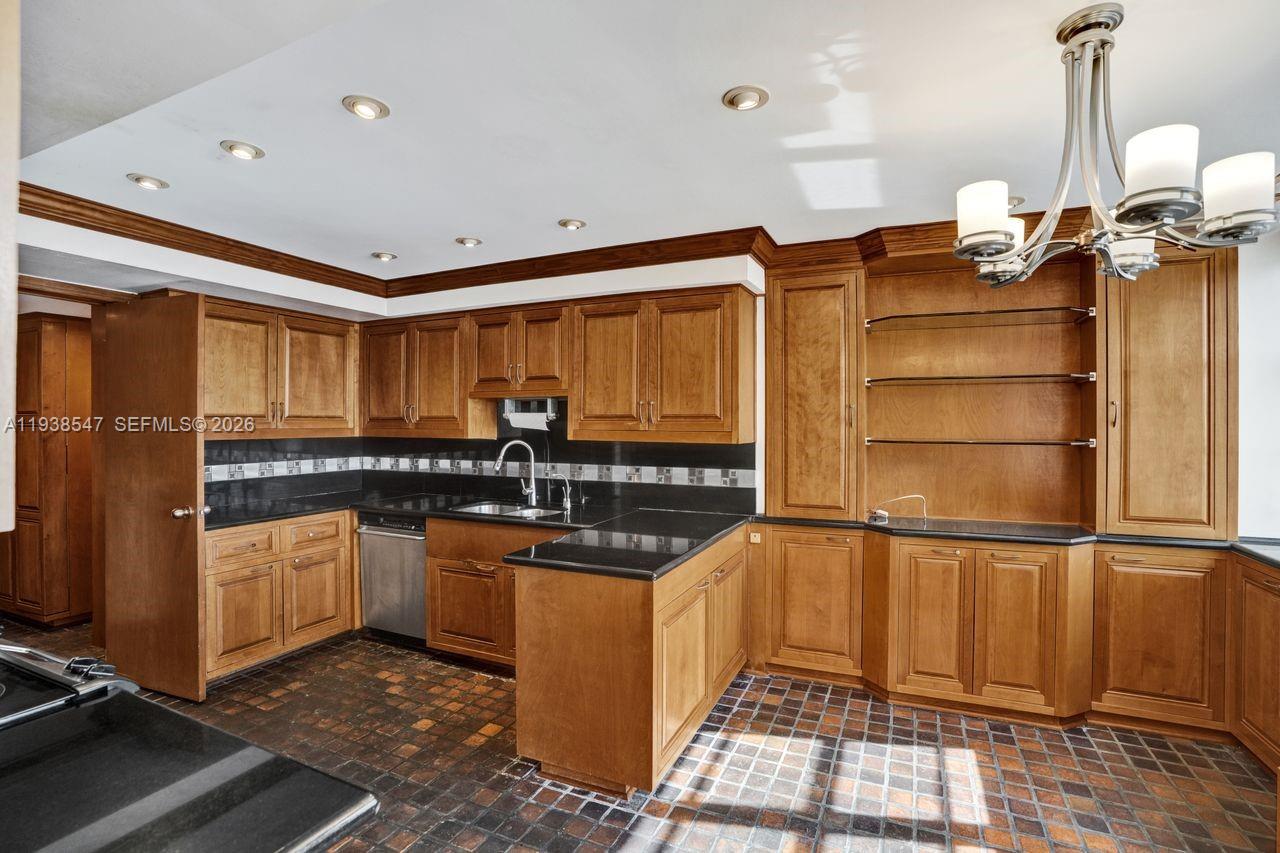 FIFTY SIX-SIXTY COLLINS A - Residential