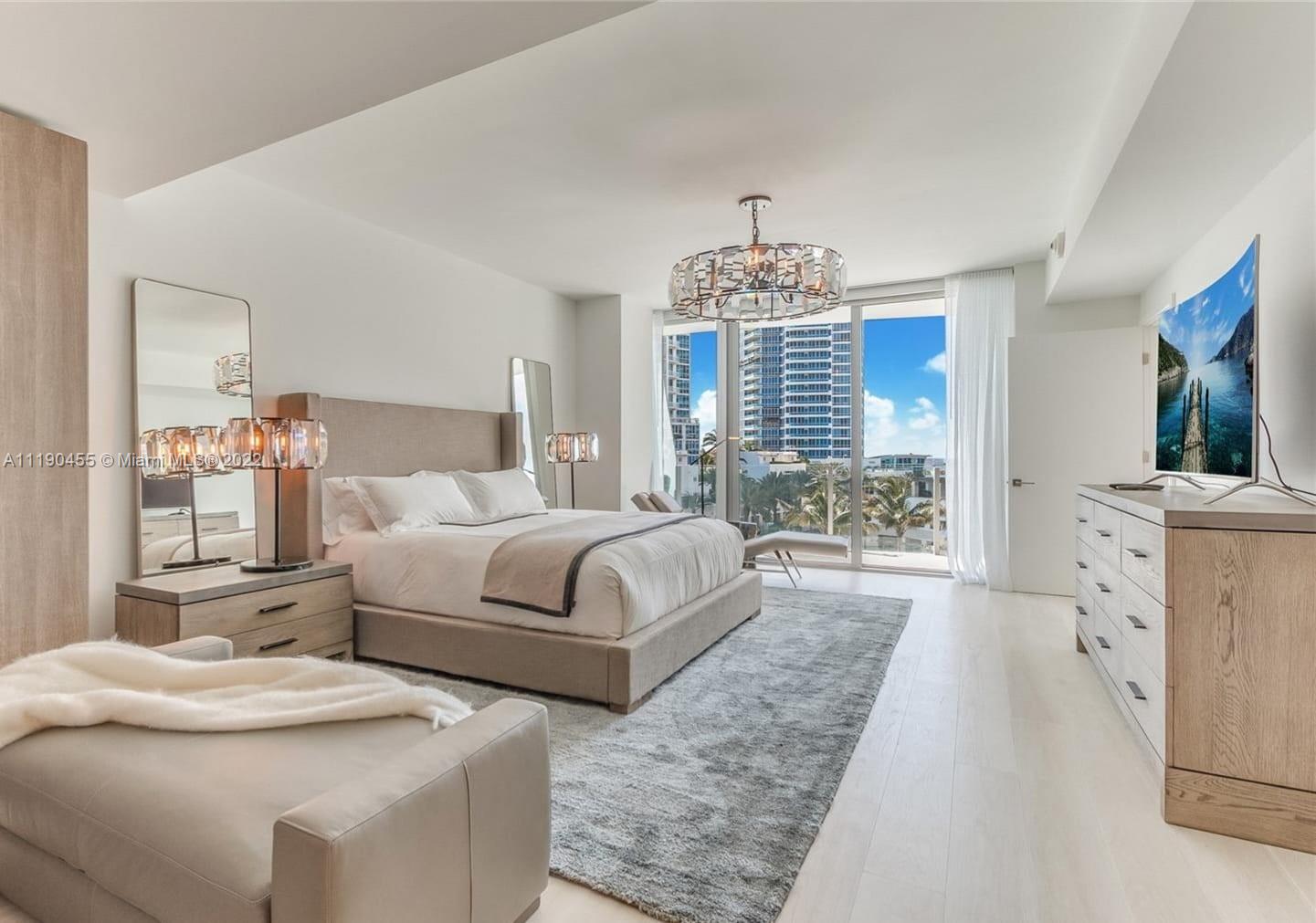 ONE OCEAN CONDO - Residential