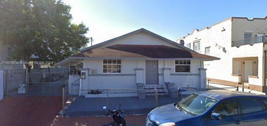 4 Units. Exempted from 40 year recertification. Tenants with long time in the property (up to 19 years). Total of 4 units + storage with 3 FPL meters. Most units rented below market value. A few blocks from the New Marlins Stadium. Close to Calle 8, Brickell, Miami River, Downtown, Airport. Perfect property for the investor looking for a growing area, with a great annual net return. Perfect for a " FIX and FLIP"!!!
Ask for more information (presentation available). OWNER FINANCING AVAILABLE!!!!
