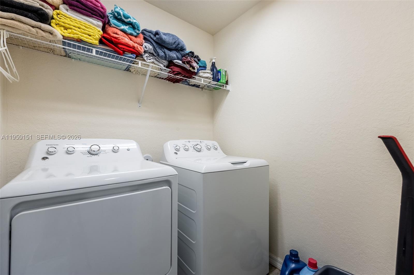 Port LaBelle - Residential