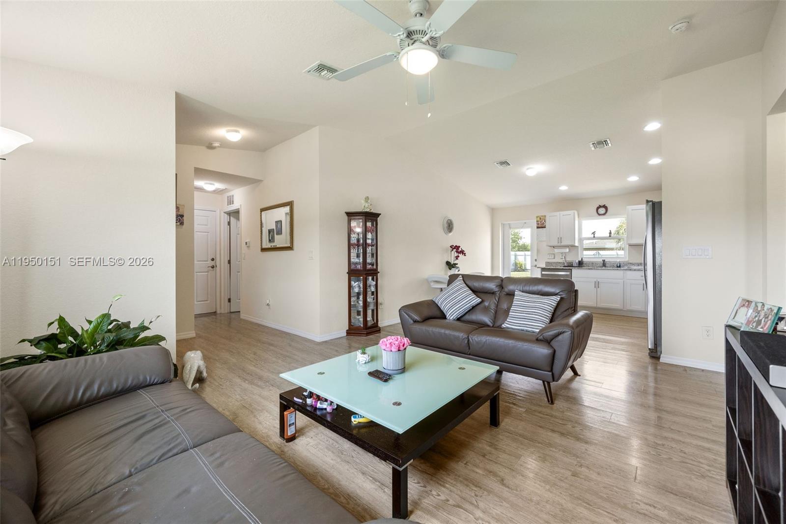 Port LaBelle - Residential