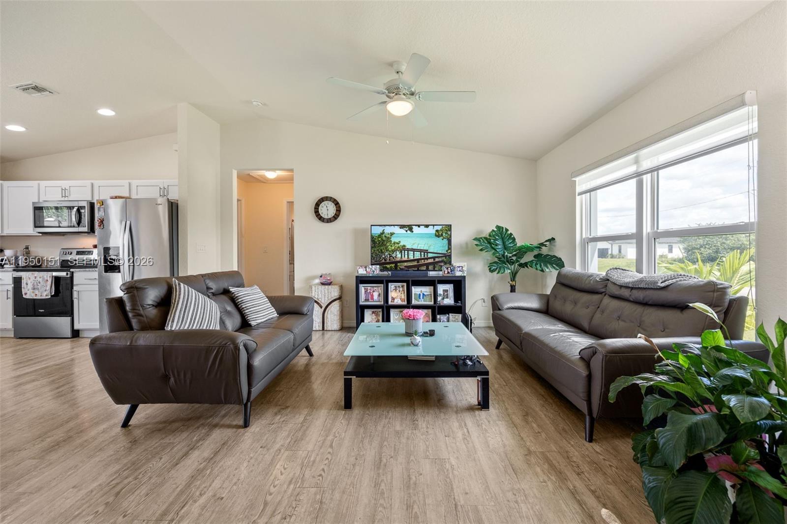 Port LaBelle - Residential