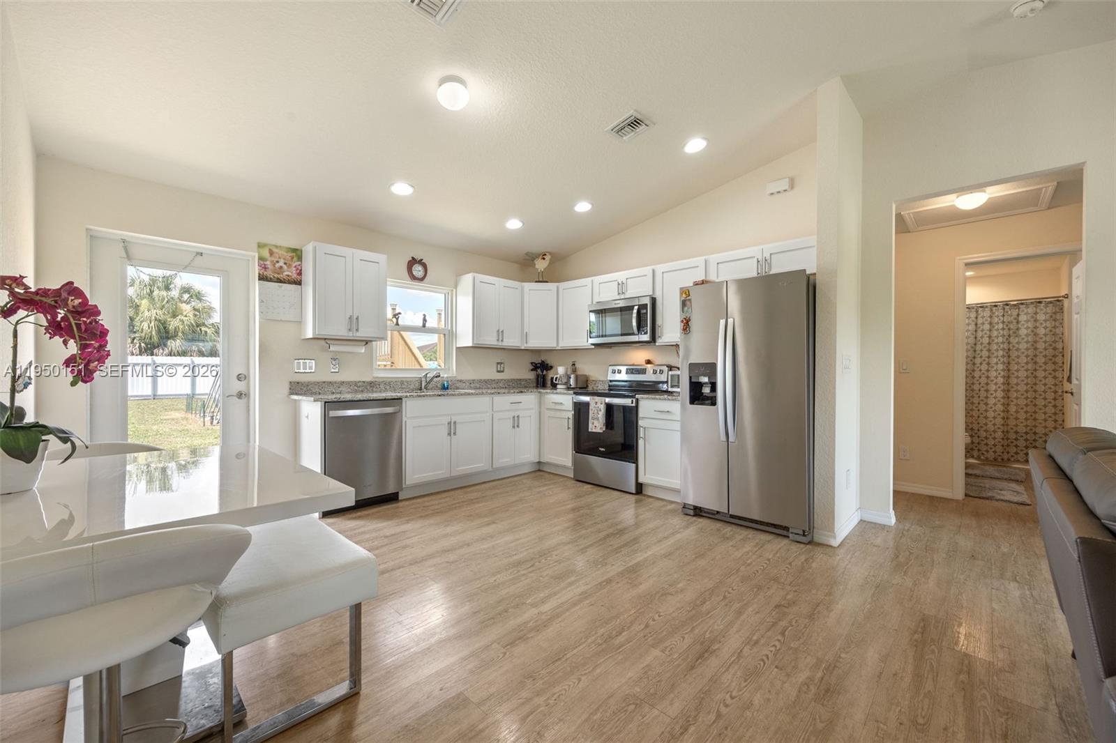 Port LaBelle - Residential