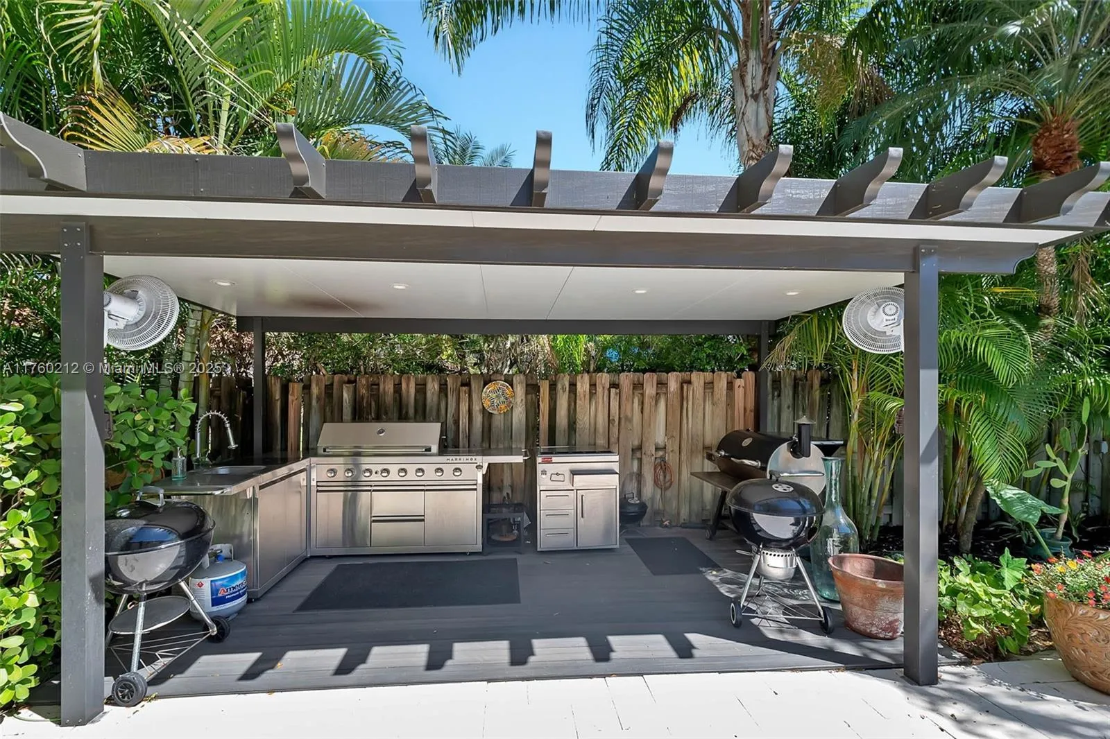 Palmetto Bay, Florida 33157, United States, 5 Bedrooms Bedrooms, ,4 BathroomsBathrooms,Residential,Active,85499