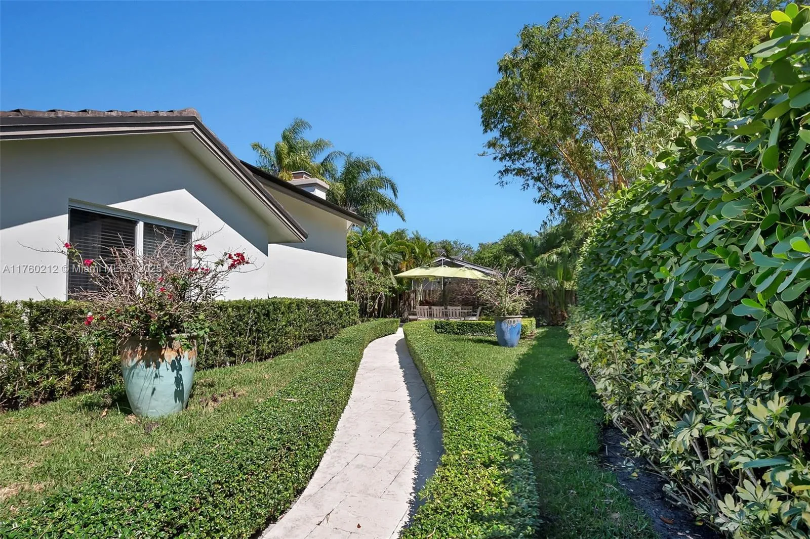 Palmetto Bay, Florida 33157, United States, 5 Bedrooms Bedrooms, ,4 BathroomsBathrooms,Residential,Active,85499